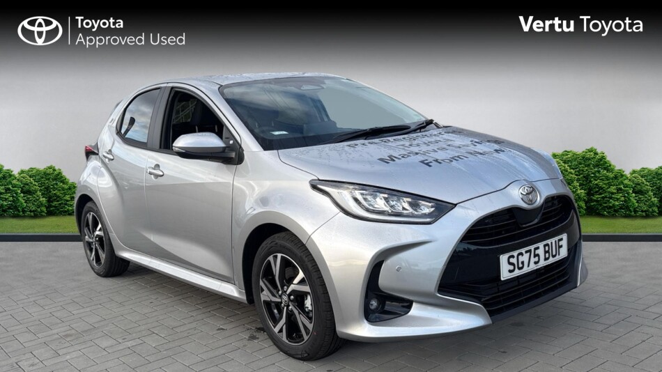 Toyota Yaris 1.5 Hybrid Design 5dr CVT Hybrid Hatchback